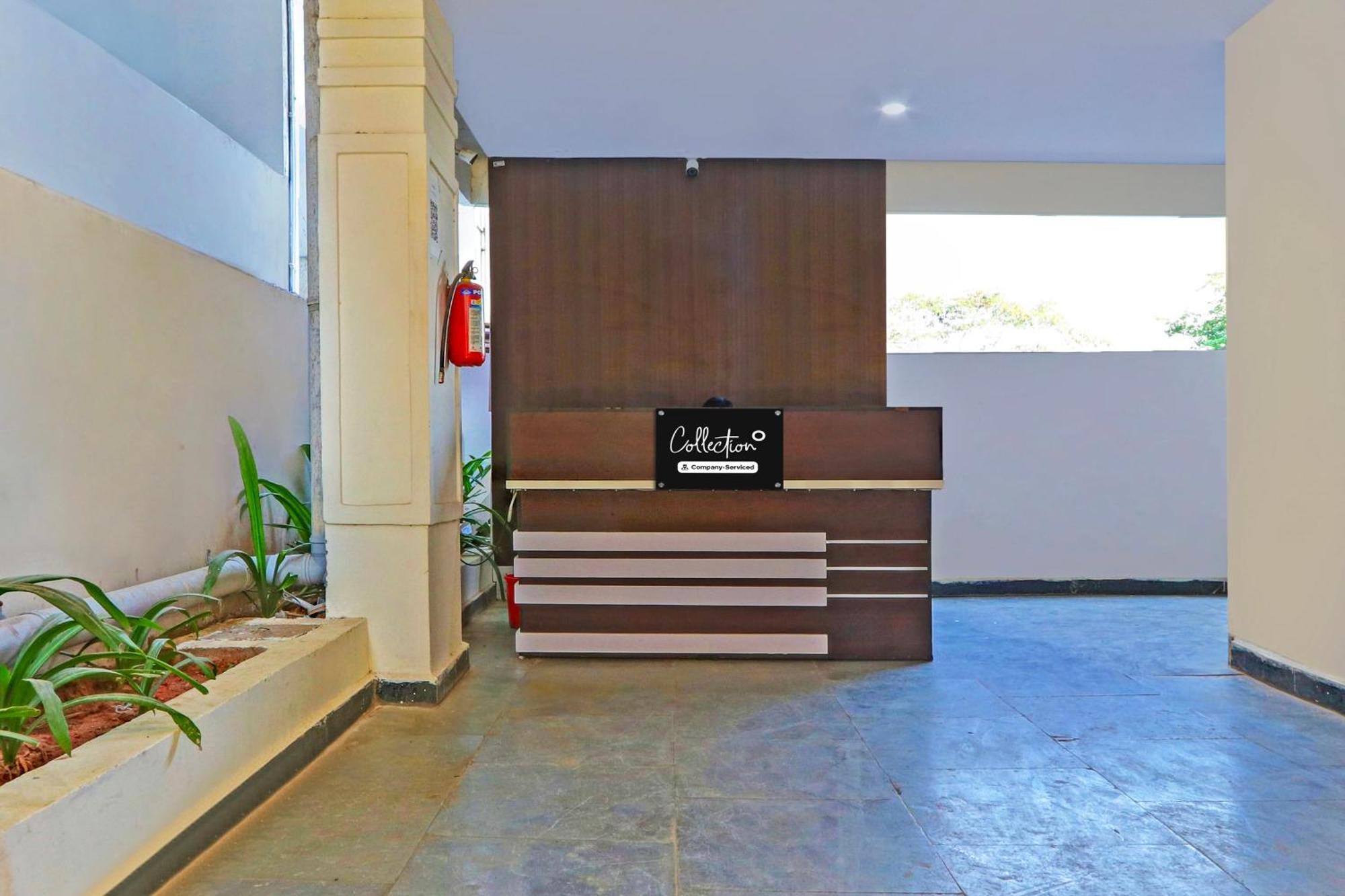 Super Collection O Gachibowli Phase 2 Near Isb Hotel Bagian luar foto